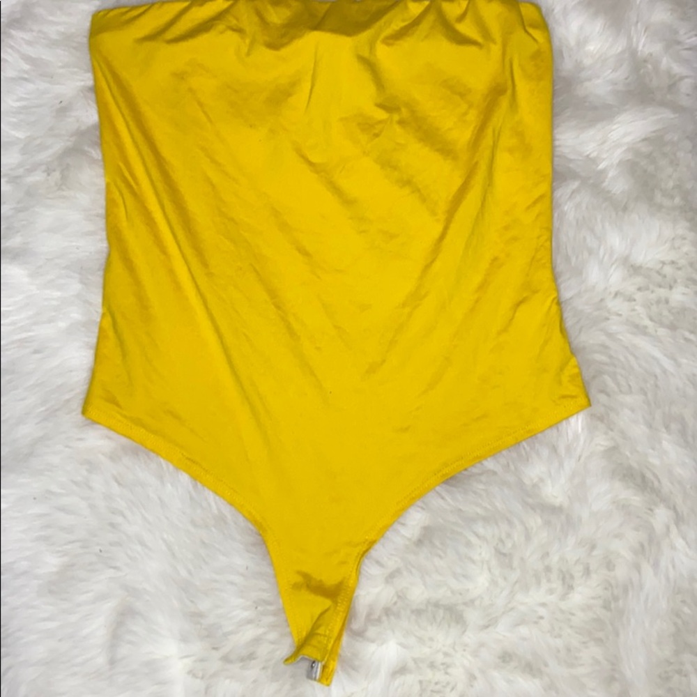 Bando yellow top